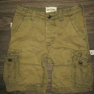 Abercrombie 16 Cargo Green Shorts